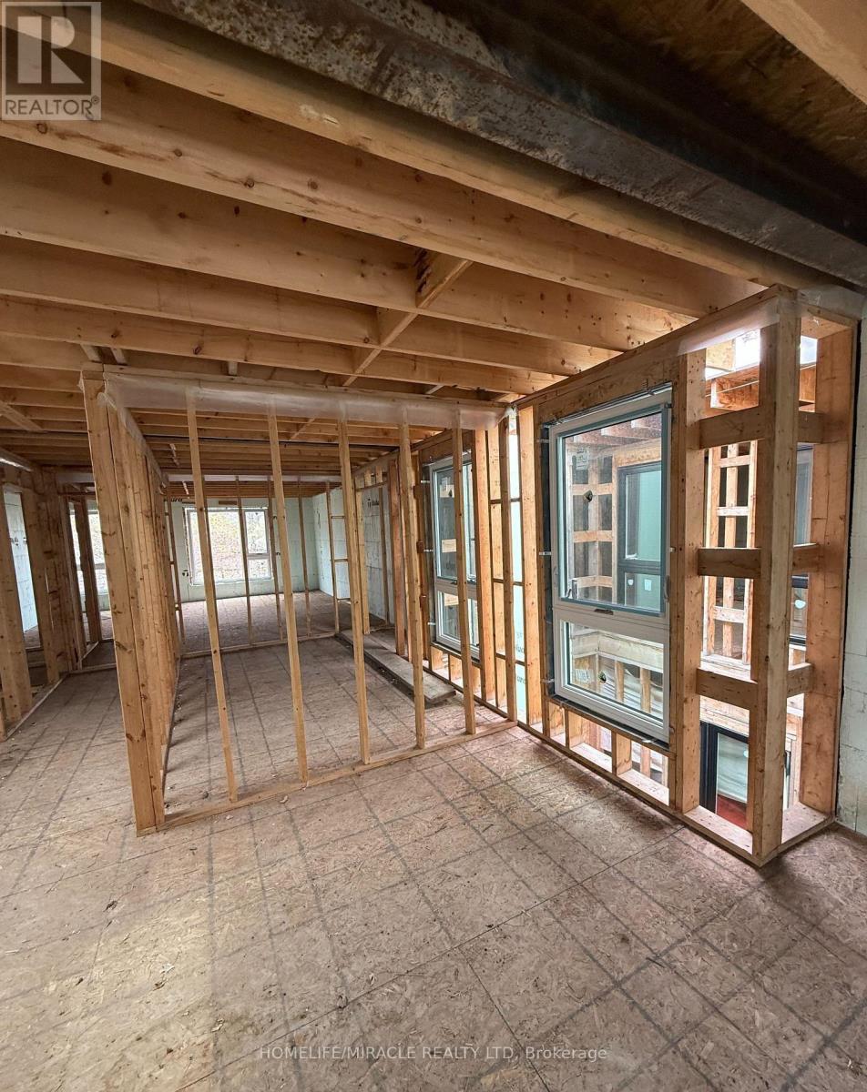 42 August Avenue, Toronto, Ontario  M1L 3M9 - Photo 6 - E12729636