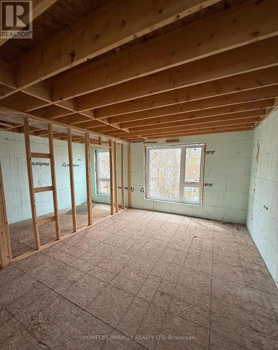 42 August Avenue, Toronto, Ontario  M1L 3M9 - Photo 8 - E12729636