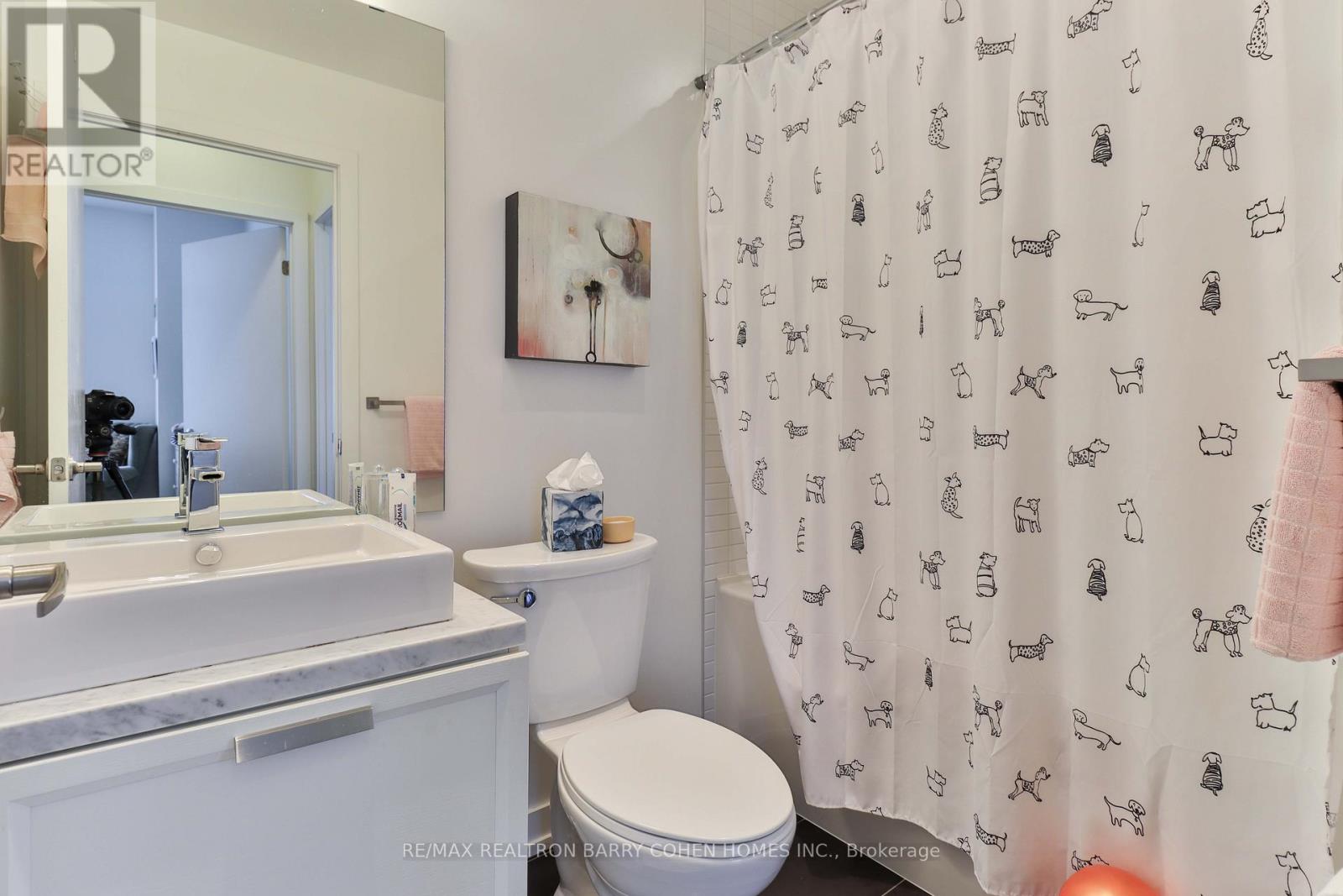 Ph3 - 2 Bellefair Avenue, Toronto, Ontario  M4L 1J2 - Photo 16 - E12729658