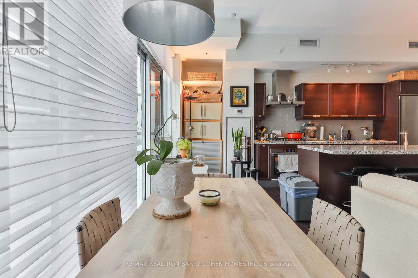 Ph3 - 2 Bellefair Avenue, Toronto, Ontario  M4L 1J2 - Photo 5 - E12729658