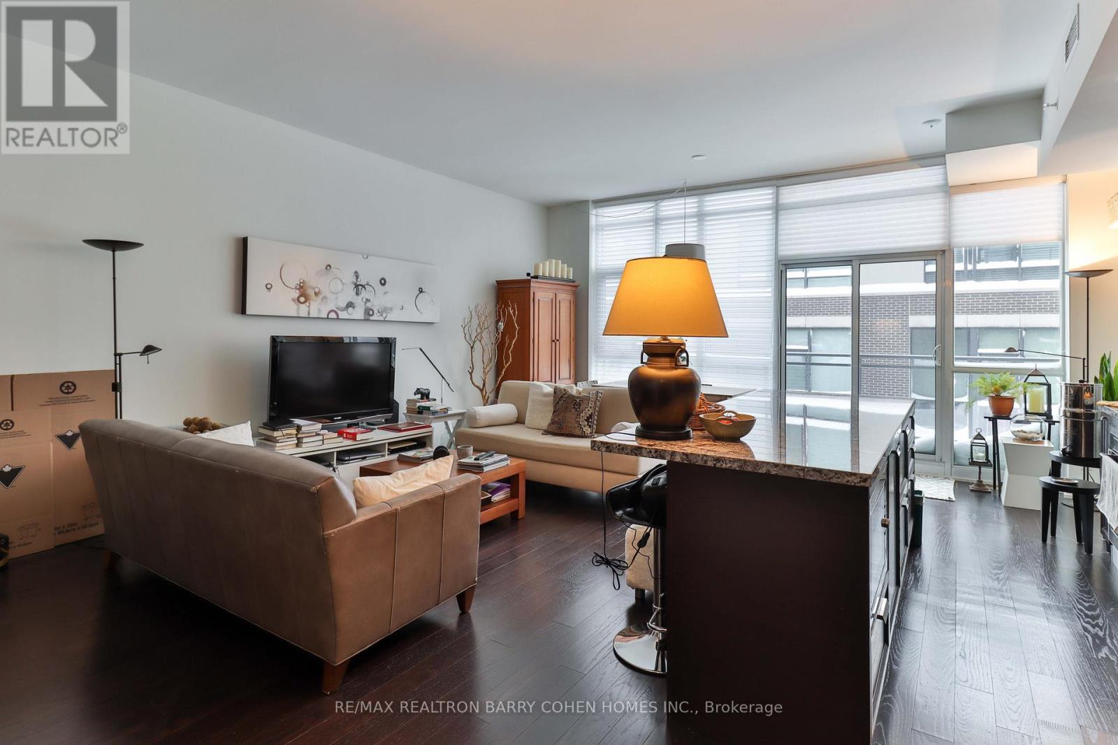 Ph3 - 2 Bellefair Avenue, Toronto, Ontario  M4L 1J2 - Photo 6 - E12729658