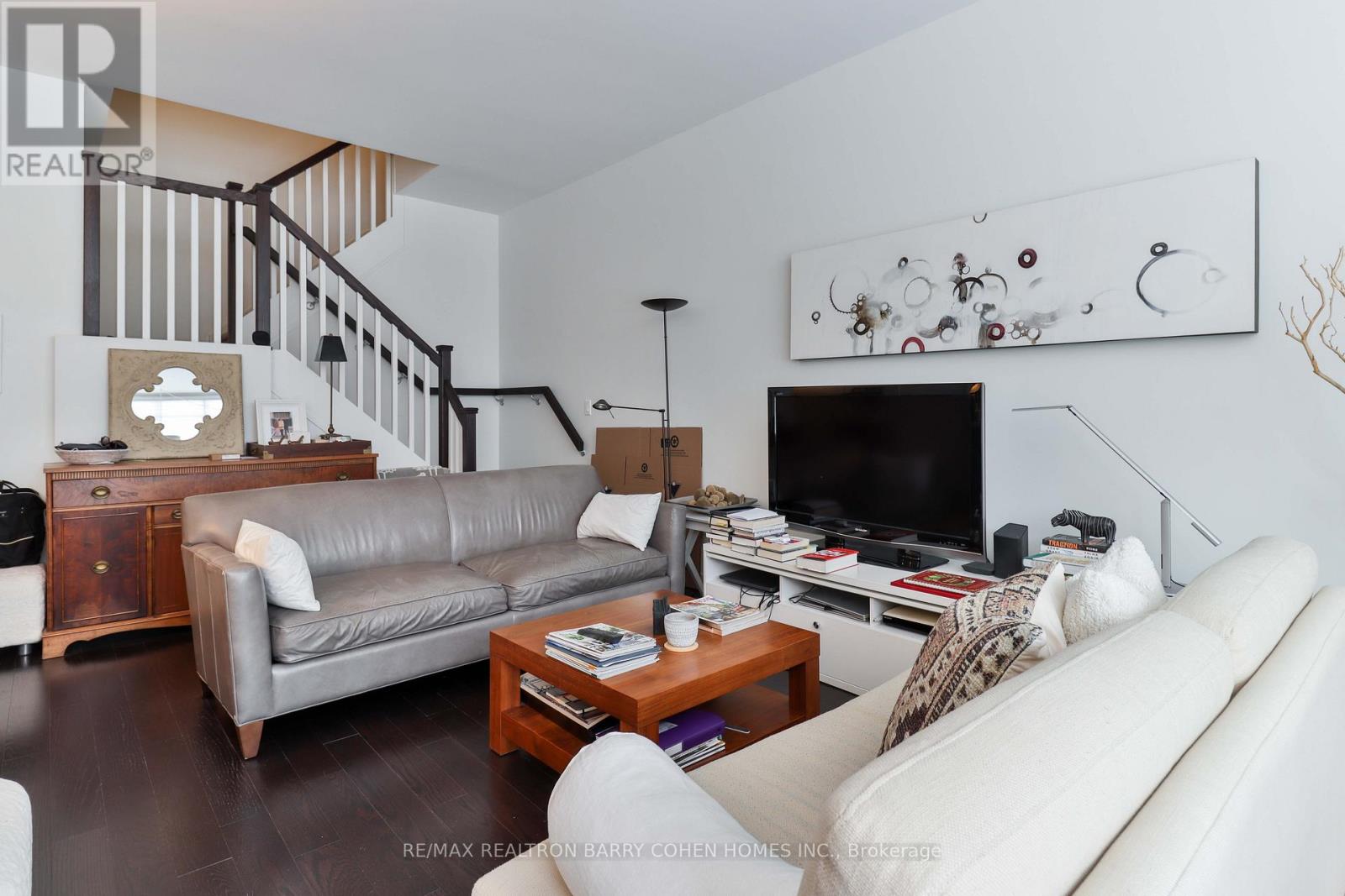 Ph3 - 2 Bellefair Avenue, Toronto, Ontario  M4L 1J2 - Photo 9 - E12729658
