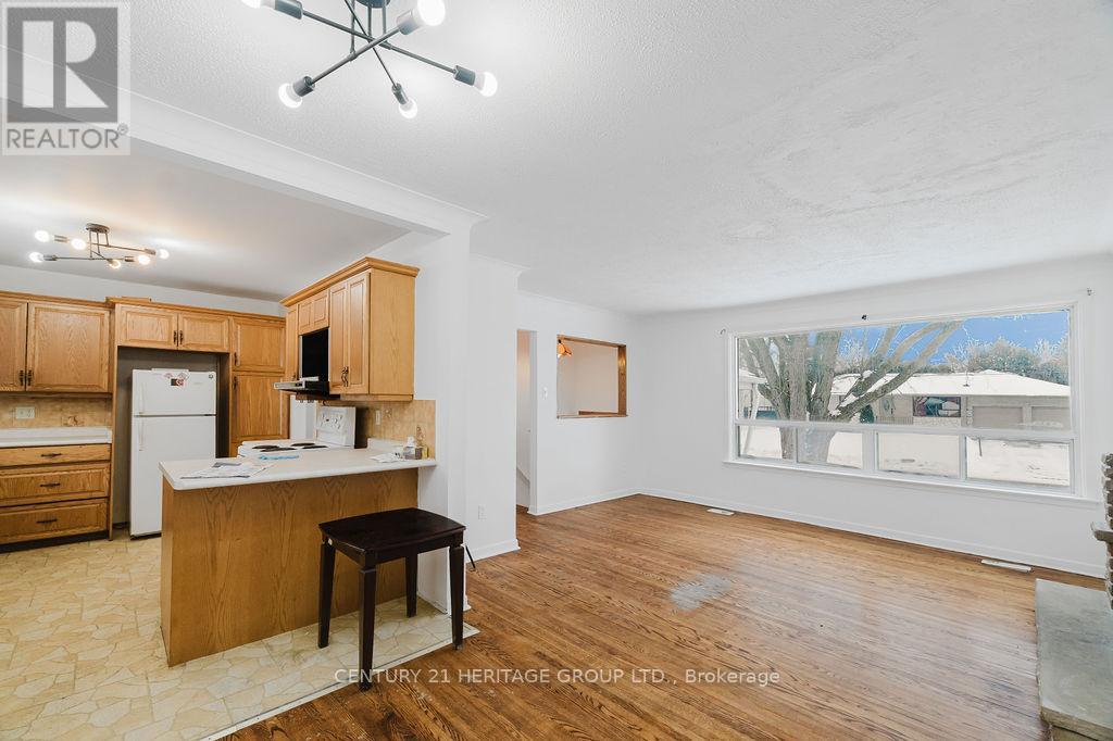 142 Kingslynn Drive, King, Ontario  L7B 1H1 - Photo 5 - N12729608