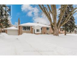 142 KINGSLYNN DRIVE, King, Ontario
