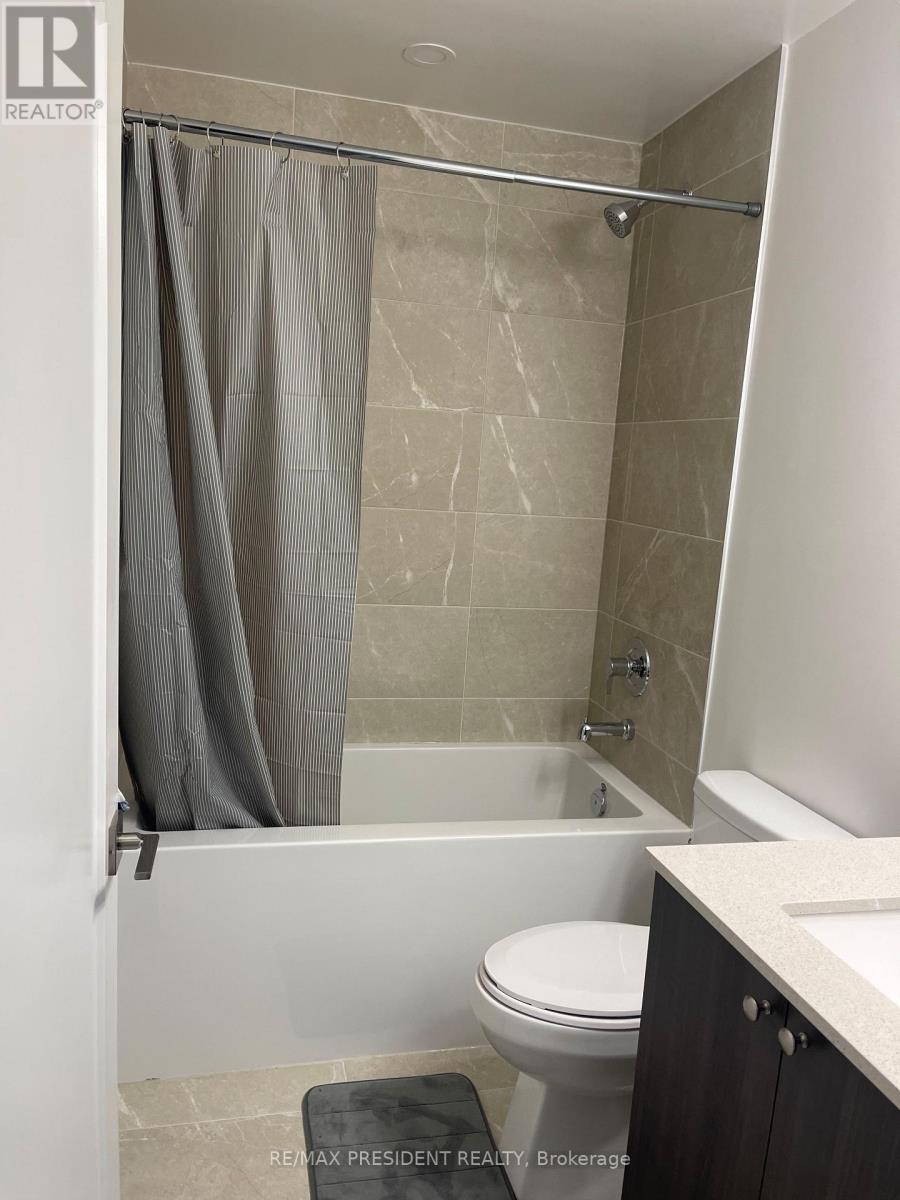 A1006 - 705 Davis Drive, Newmarket, Ontario  L3Y 0J1 - Photo 4 - N12729630