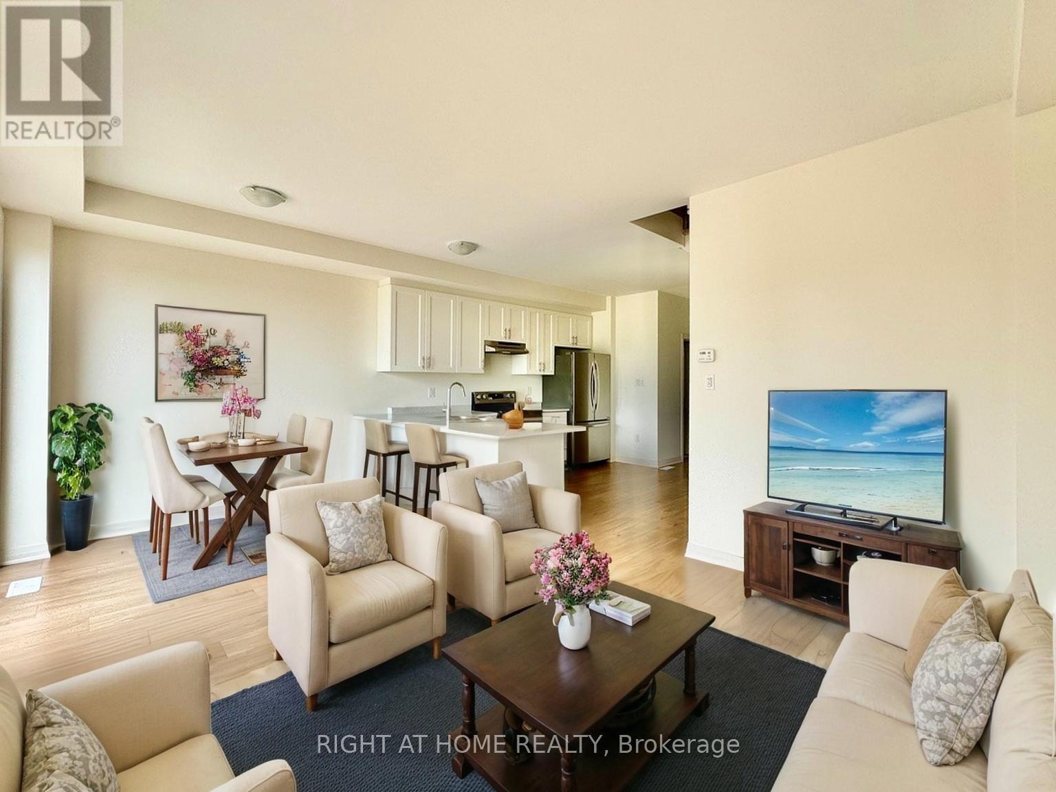 107 Sagewood Avenue, Barrie, Ontario  L9J 0K5 - Photo 2 - S12729650