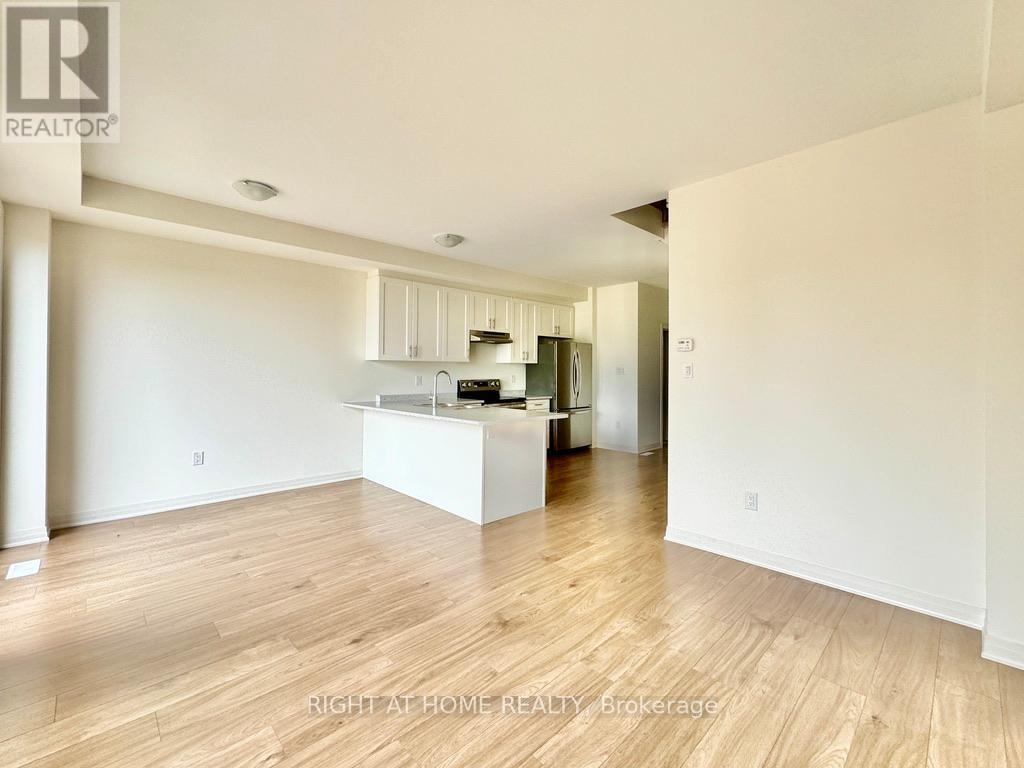 107 Sagewood Avenue, Barrie, Ontario  L9J 0K5 - Photo 3 - S12729650