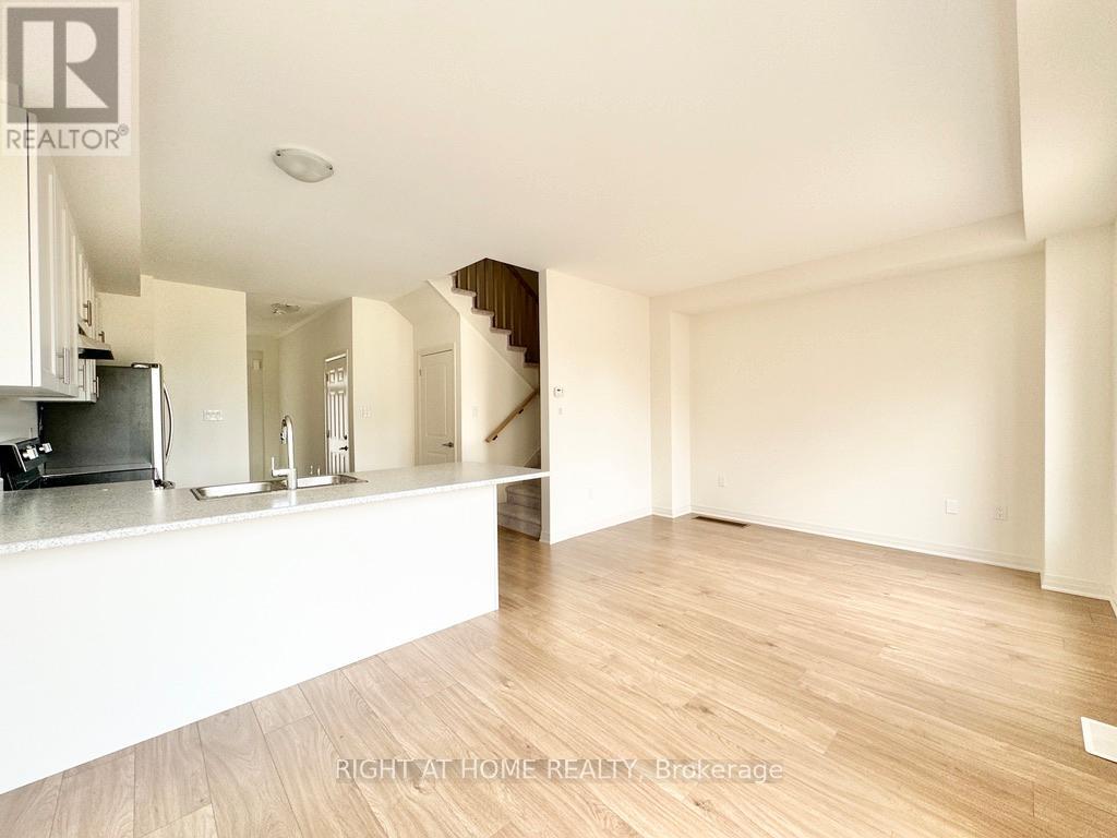 107 Sagewood Avenue, Barrie, Ontario  L9J 0K5 - Photo 6 - S12729650