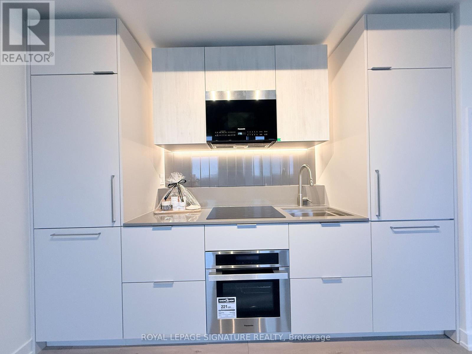 405 - 1 Fairview Road E, Mississauga, Ontario  L5A 4C6 - Photo 9 - W12729656