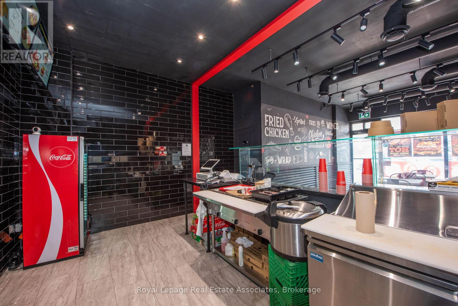 #2 - 3071 Hurontario Street, Mississauga, Ontario  L5A 4E4 - Photo 17 - W12729660