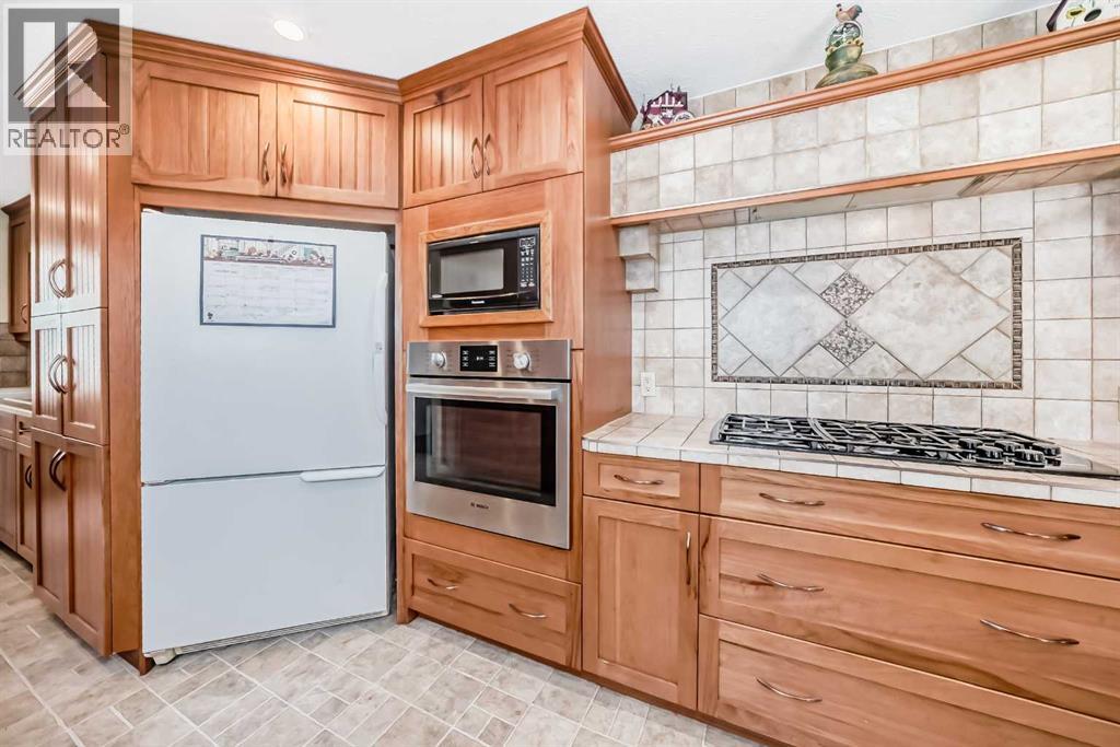 17 College Park Place, Red Deer, Alberta  T4P 0M7 - Photo 13 - A2268092