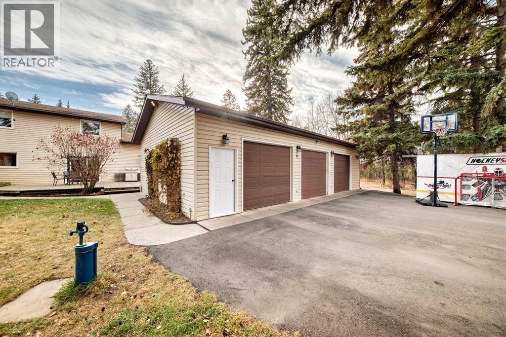 17 College Park Place, Red Deer, Alberta  T4P 0M7 - Photo 37 - A2268092