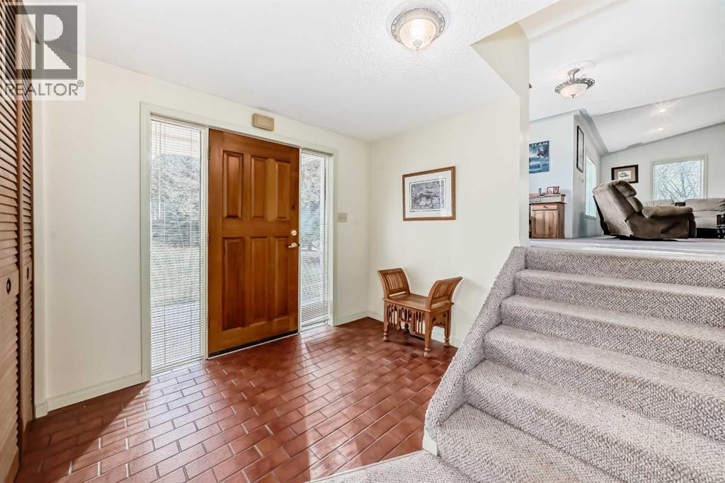 17 College Park Place, Red Deer, Alberta  T4P 0M7 - Photo 7 - A2268092