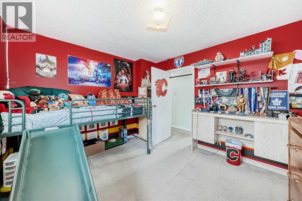 17 College Park Place, Red Deer, Alberta  T4P 0M7 - Photo 27 - A2268092