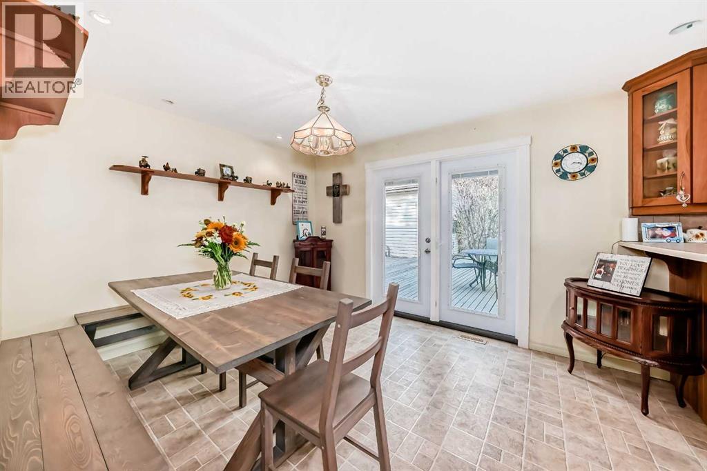 17 College Park Place, Red Deer, Alberta  T4P 0M7 - Photo 15 - A2268092