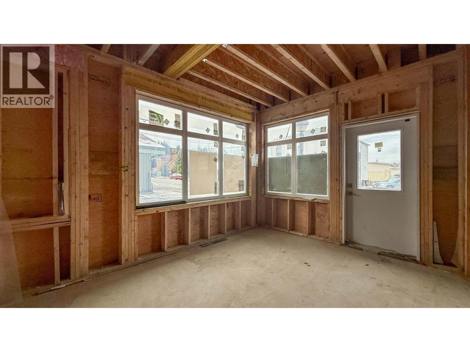 704 Cliff Avenue, Enderby, British Columbia  V0V 1V4 - Photo 16 - 10366012