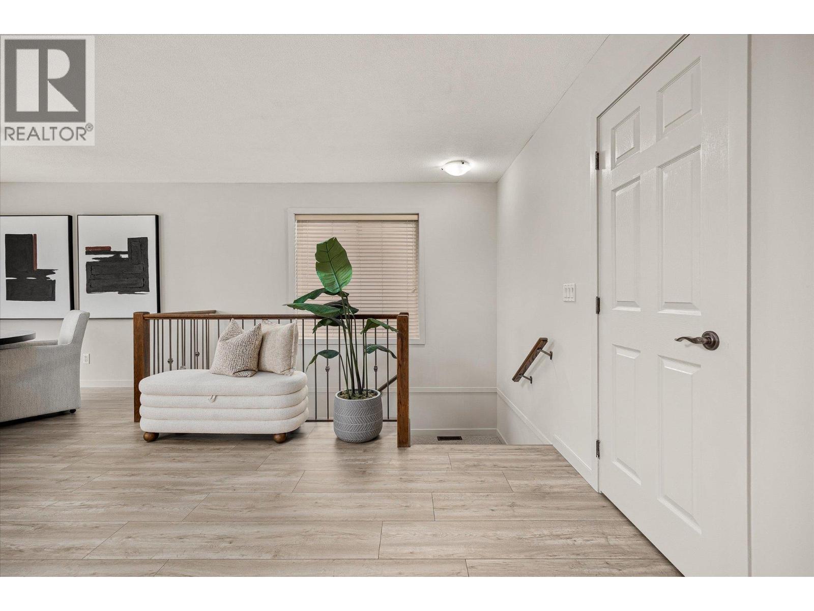 848 Galbraith Place, Kelowna, British Columbia  V1X 8A2 - Photo 5 - 10372791