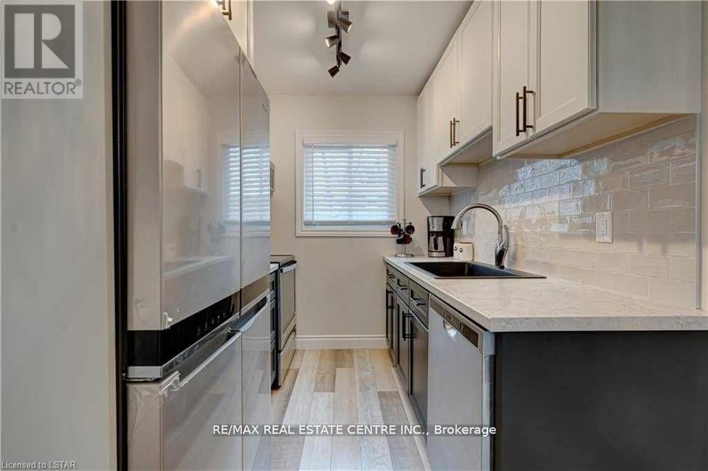 107 - 166 Southdale Road, London South, Ontario  N6J 2J1 - Photo 4 - X12729654