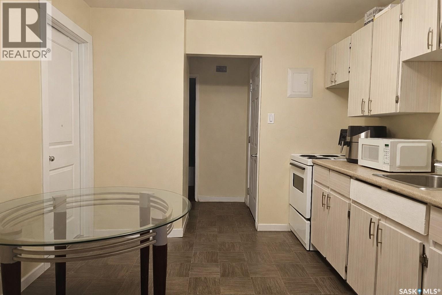 1411 111th Street, North Battleford, Saskatchewan  S9A 2K7 - Photo 2 - SK027407