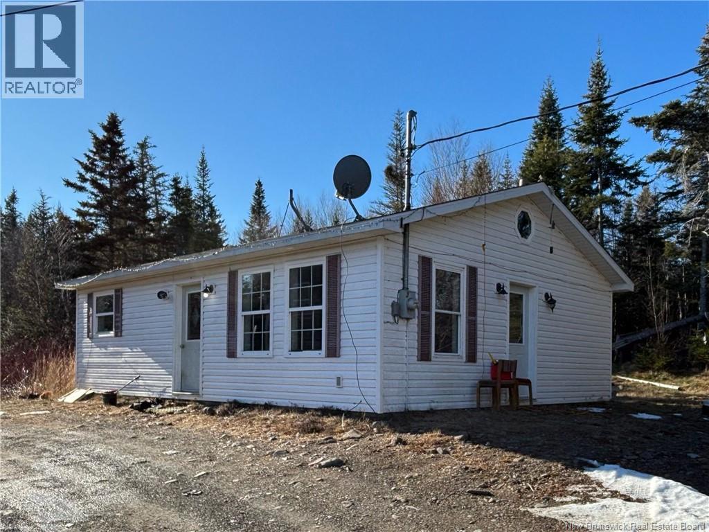 36 Leonard Drive, Grand Manan, New Brunswick  E5G 4C6 - Photo 10 - NB132707