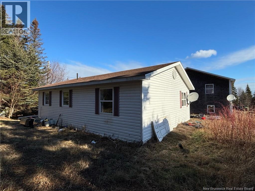 36 Leonard Drive, Grand Manan, New Brunswick  E5G 4C6 - Photo 11 - NB132707