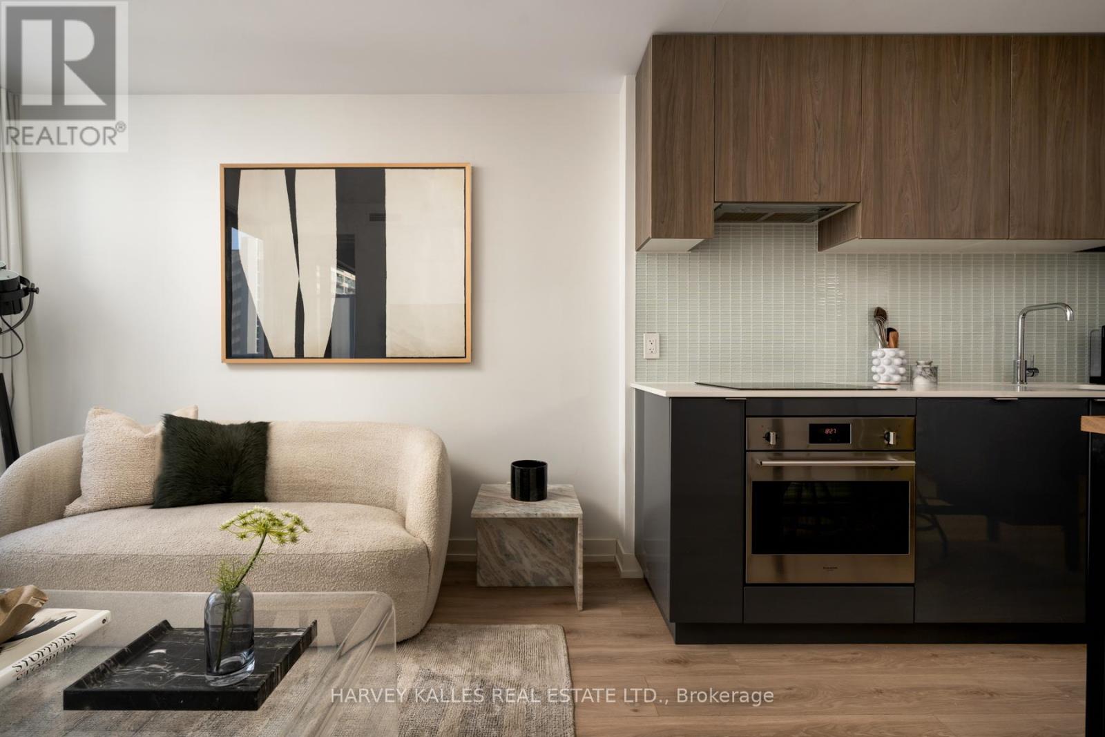 708 - 161 Roehampton Avenue, Toronto, Ontario  M4P 0C8 - Photo 24 - C12729588