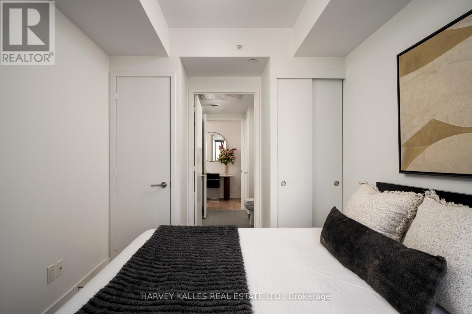 708 - 161 Roehampton Avenue, Toronto, Ontario  M4P 0C8 - Photo 26 - C12729588