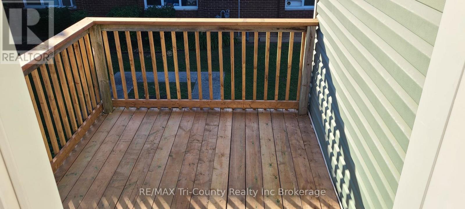 51 Rolph Street, Tillsonburg, Ontario  N4G 3X9 - Photo 3 - X12729792