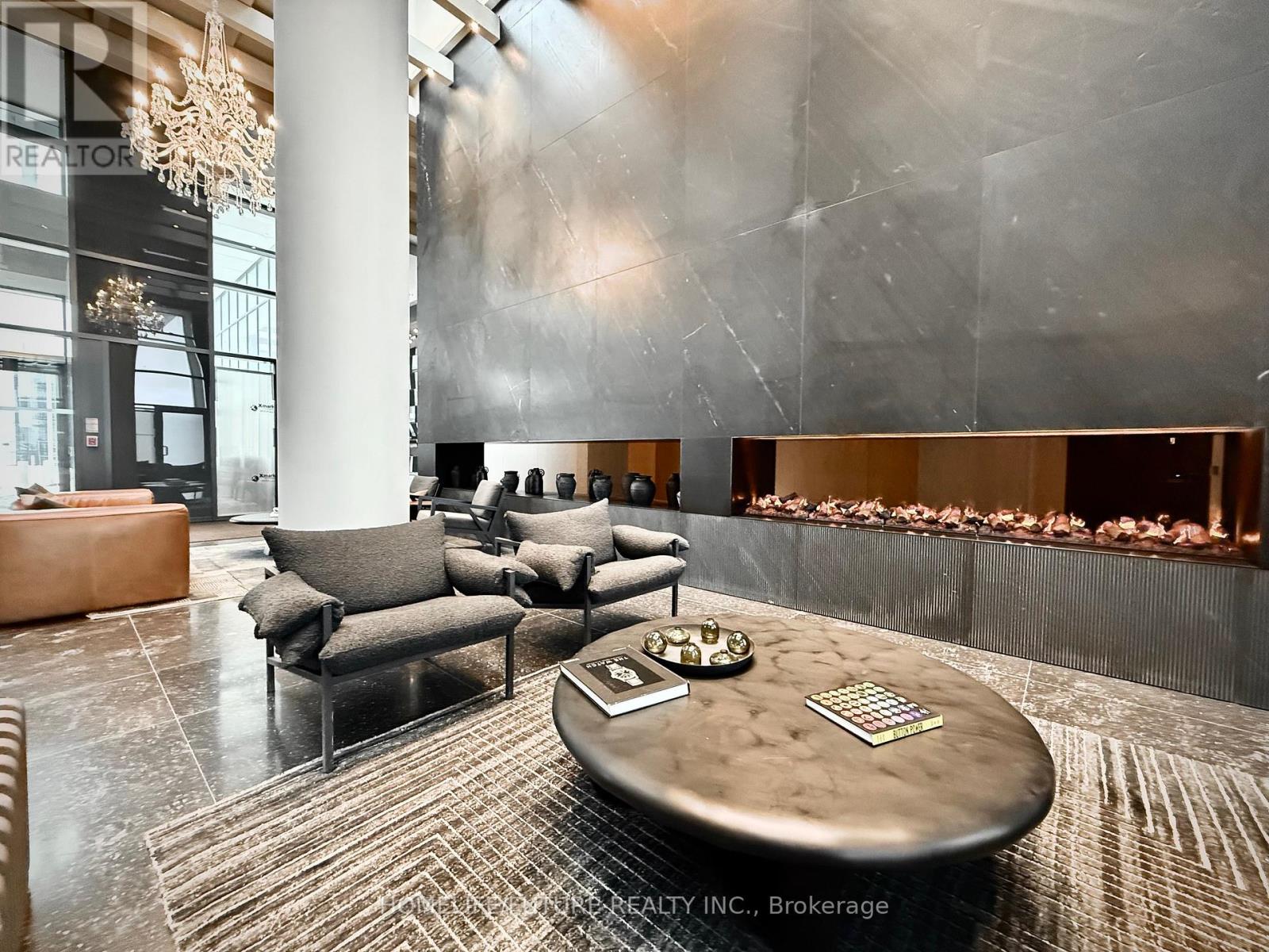 4715 - 8 Interchange Way, Vaughan, Ontario  L4K 5Z7 - Photo 2 - N12714214