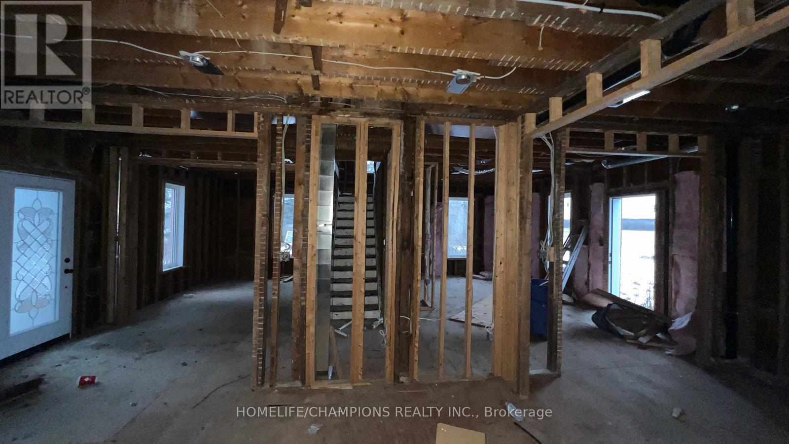 6025 Latimer Road, Georgina, Ontario  L0E 1R0 - Photo 29 - N12668472