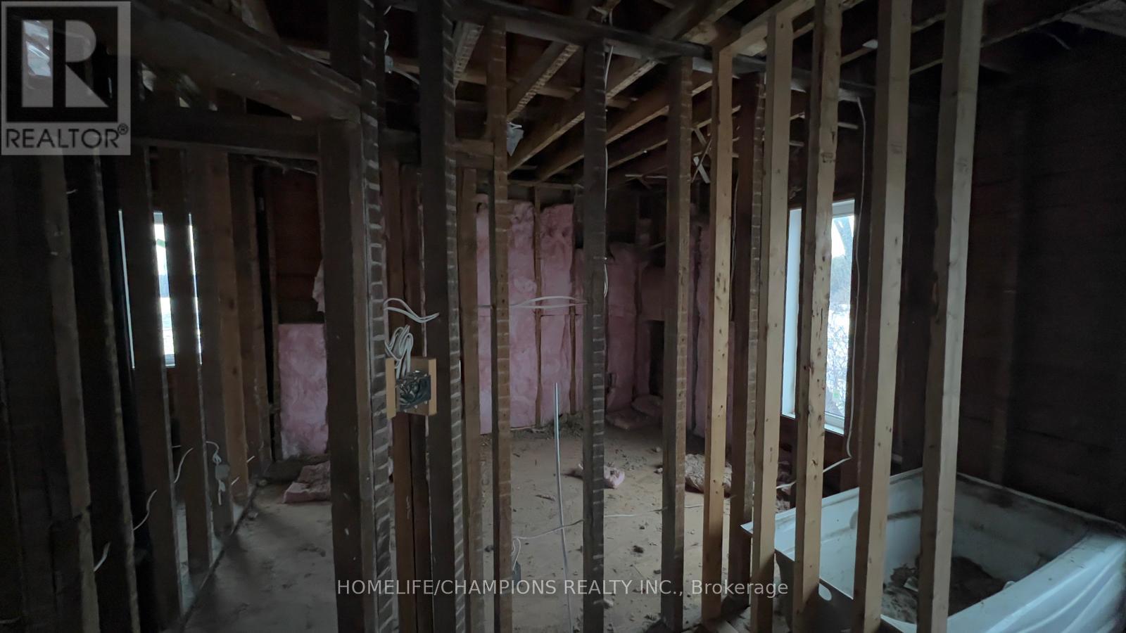 6025 Latimer Road, Georgina, Ontario  L0E 1R0 - Photo 38 - N12668472