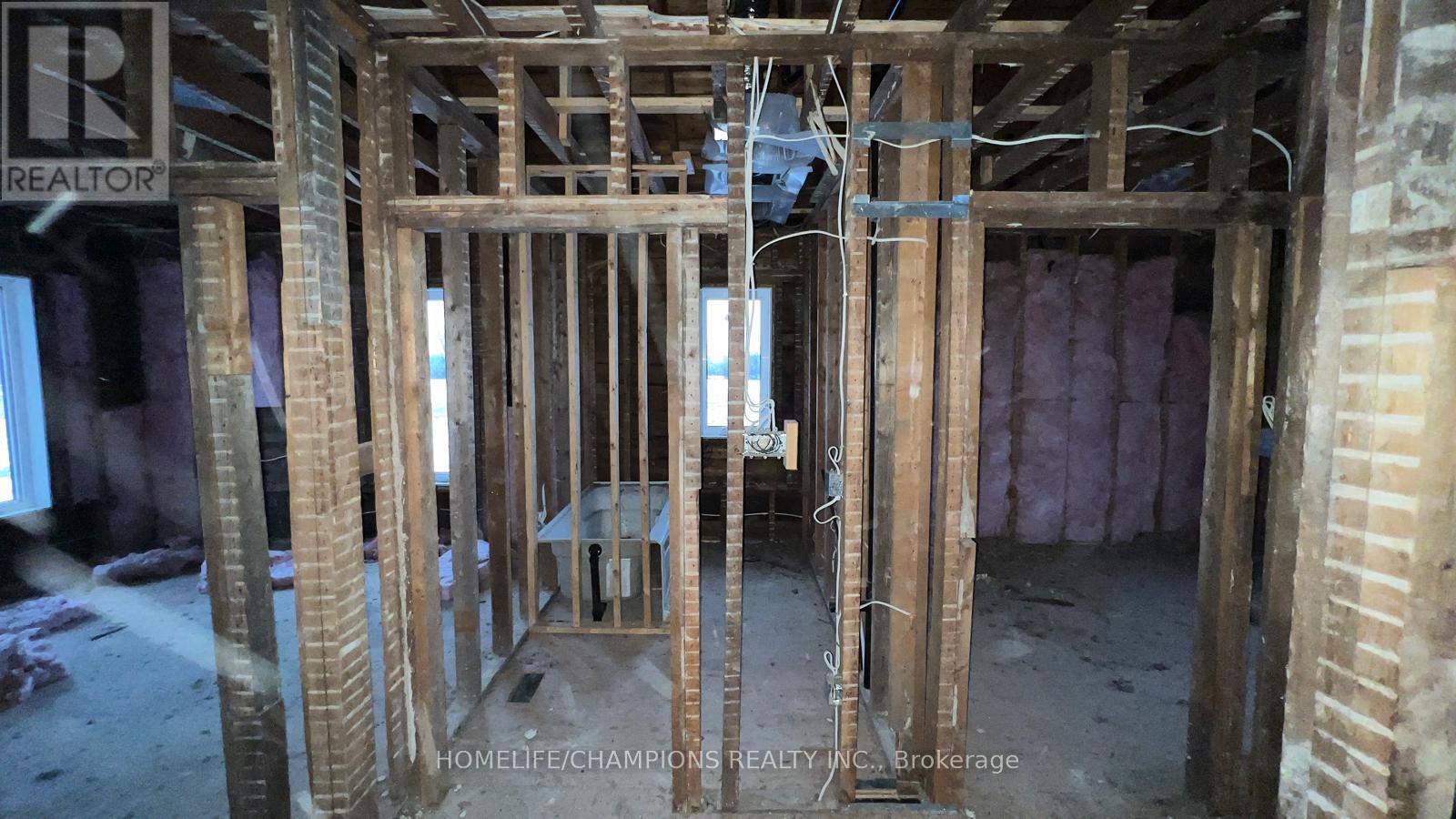 6025 Latimer Road, Georgina, Ontario  L0E 1R0 - Photo 39 - N12668472