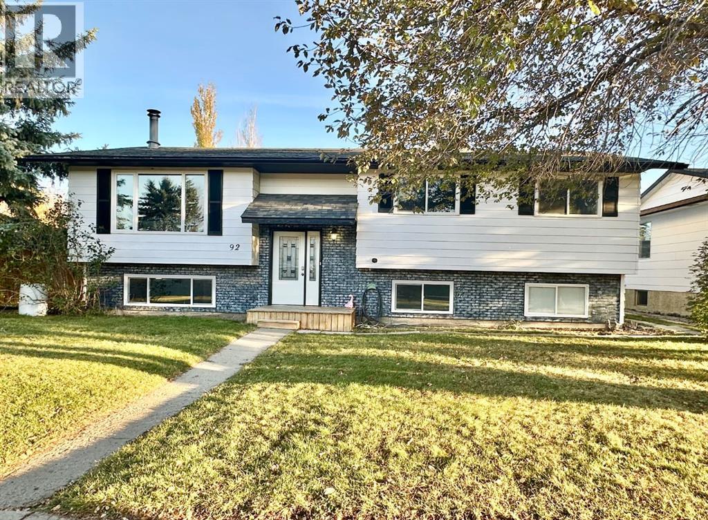 92 Dr. Anderson Park Street, Brooks, Alberta