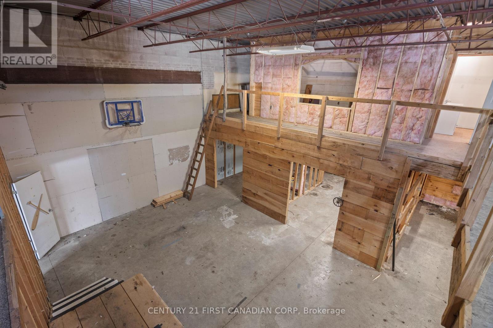 7024 Kilbourne Road, London South, Ontario  N6P 1K6 - Photo 14 - X12729780