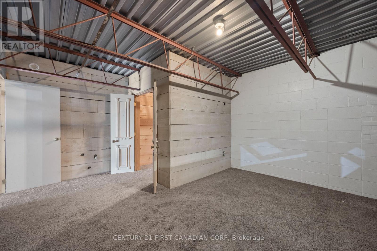 7024 Kilbourne Road, London South, Ontario  N6P 1K6 - Photo 19 - X12729780