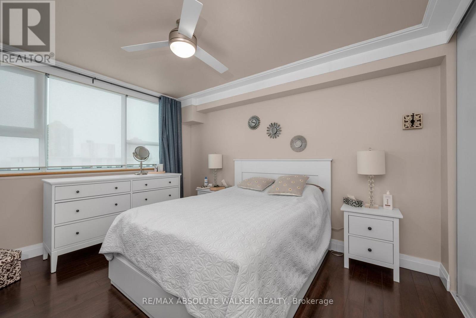 901 - 555 Brittany Drive, Ottawa, Ontario K1K 4C5 - Photo 17 - X12729698