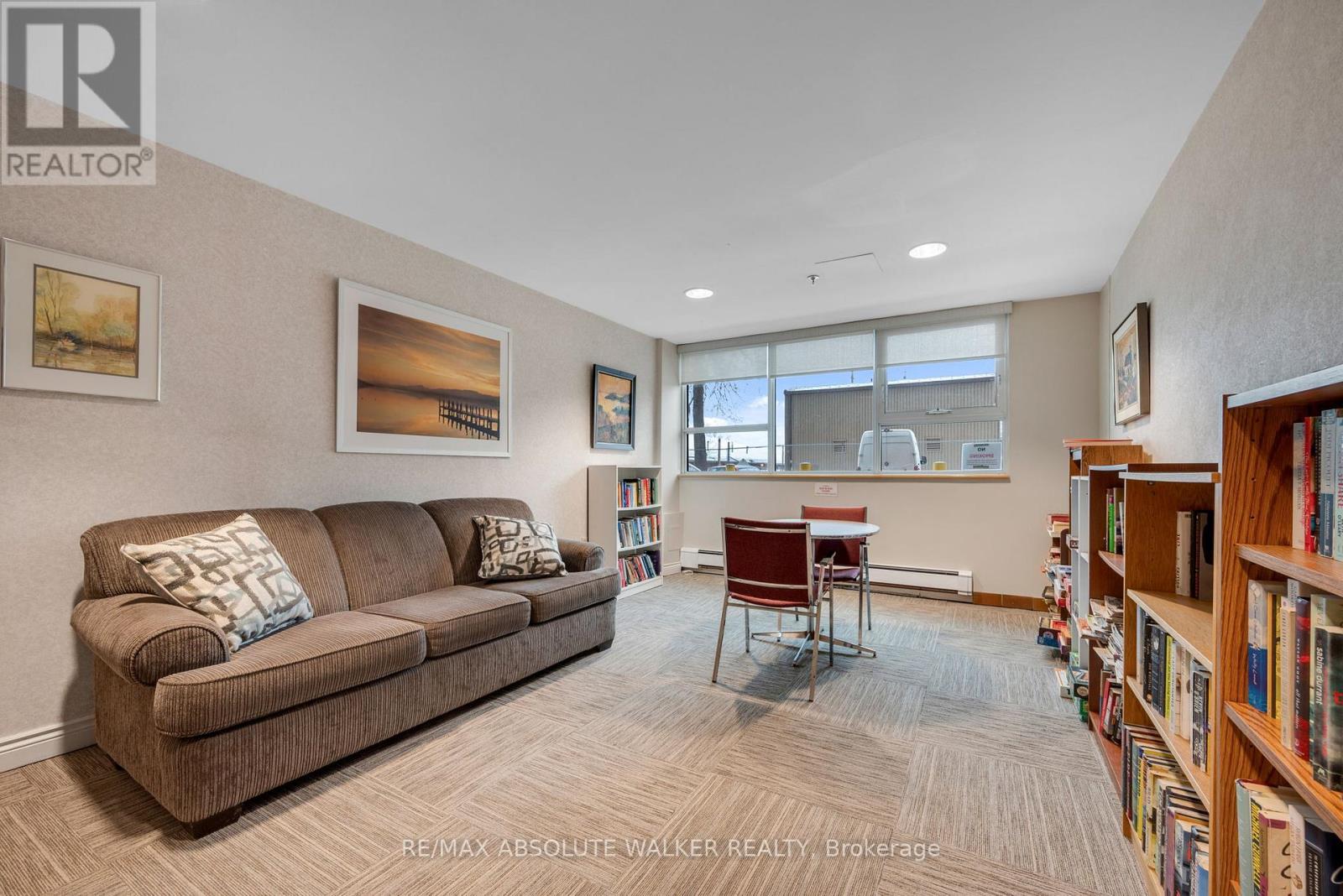 901 - 555 Brittany Drive, Ottawa, Ontario  K1K 4C5 - Photo 34 - X12729698