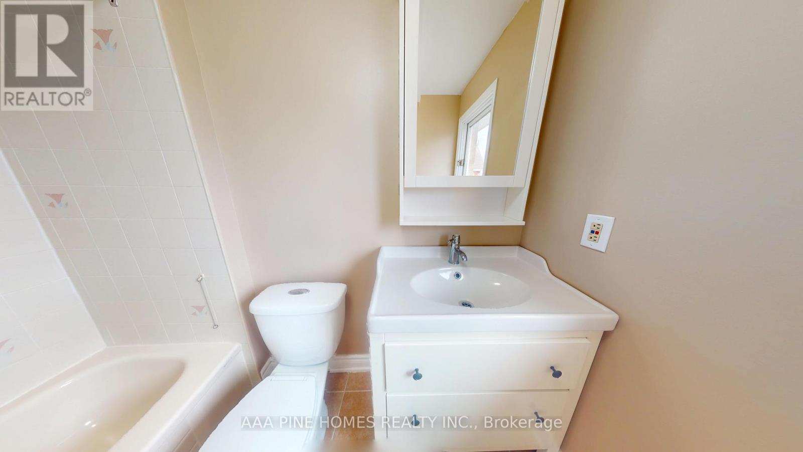 600 Whistler Drive, Oshawa, Ontario  L1J 8K2 - Photo 14 - E12710890