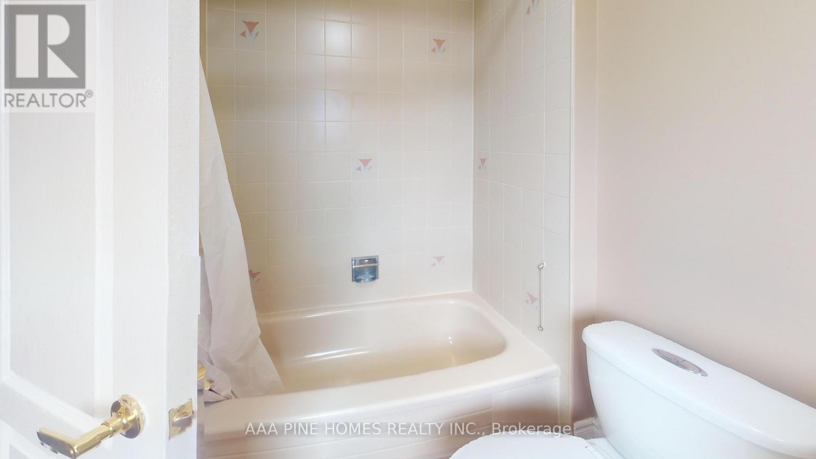 600 Whistler Drive, Oshawa, Ontario  L1J 8K2 - Photo 35 - E12710890