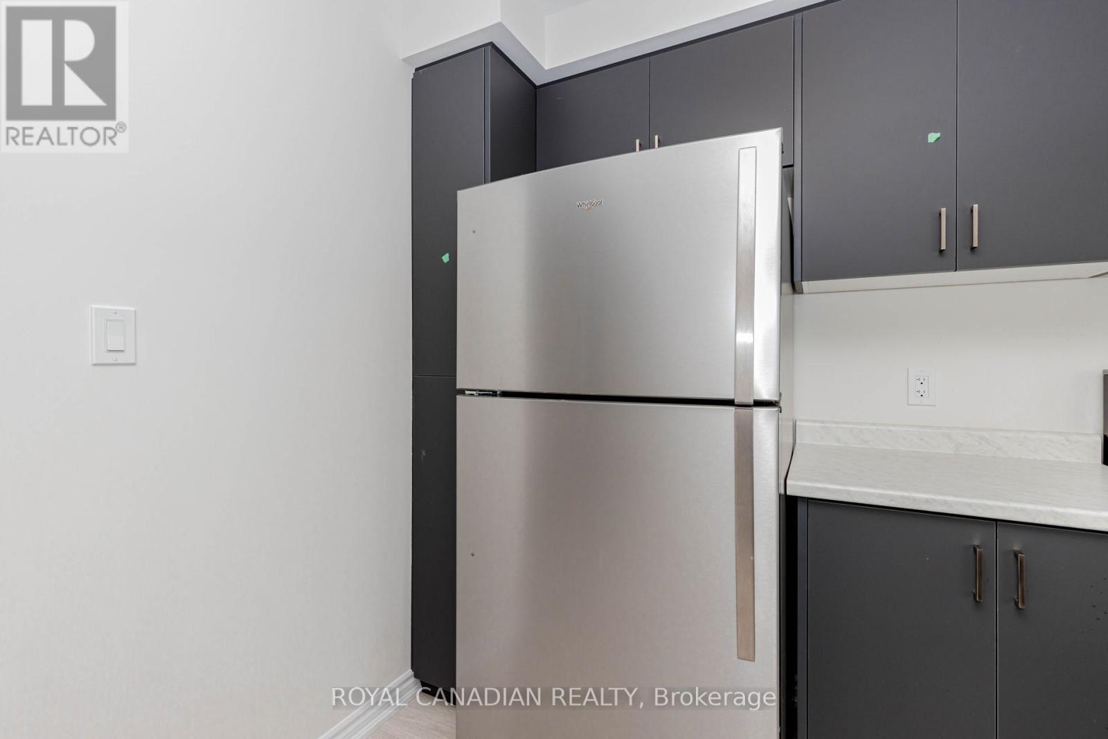 355 Benninger Drive, Kitchener, Ontario  N2E 0K1 - Photo 16 - X12722174