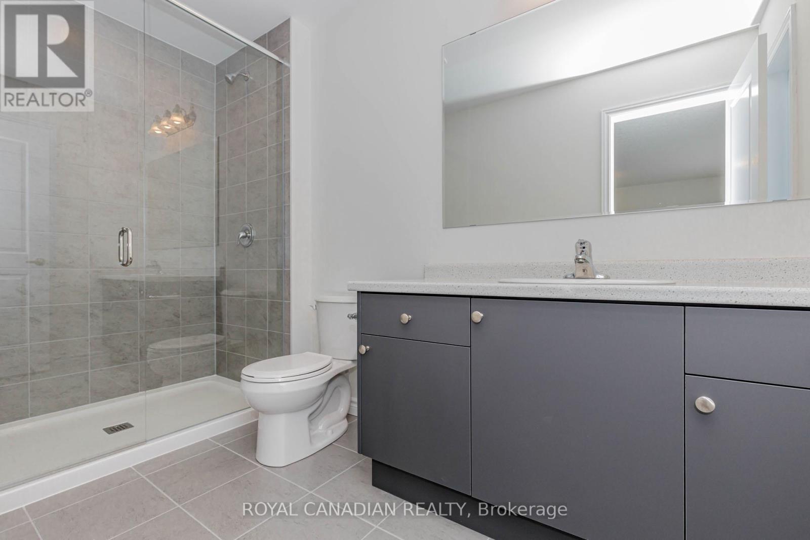 355 Benninger Drive, Kitchener, Ontario  N2E 0K1 - Photo 30 - X12722174