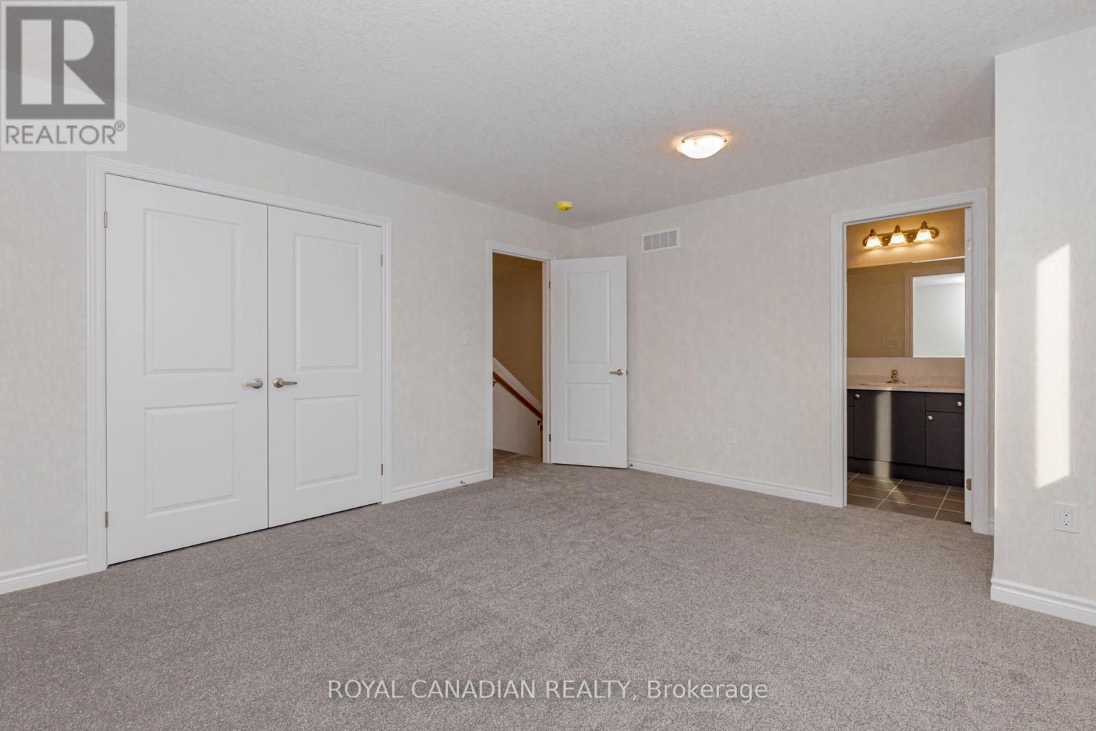 355 Benninger Drive, Kitchener, Ontario  N2E 0K1 - Photo 28 - X12722174