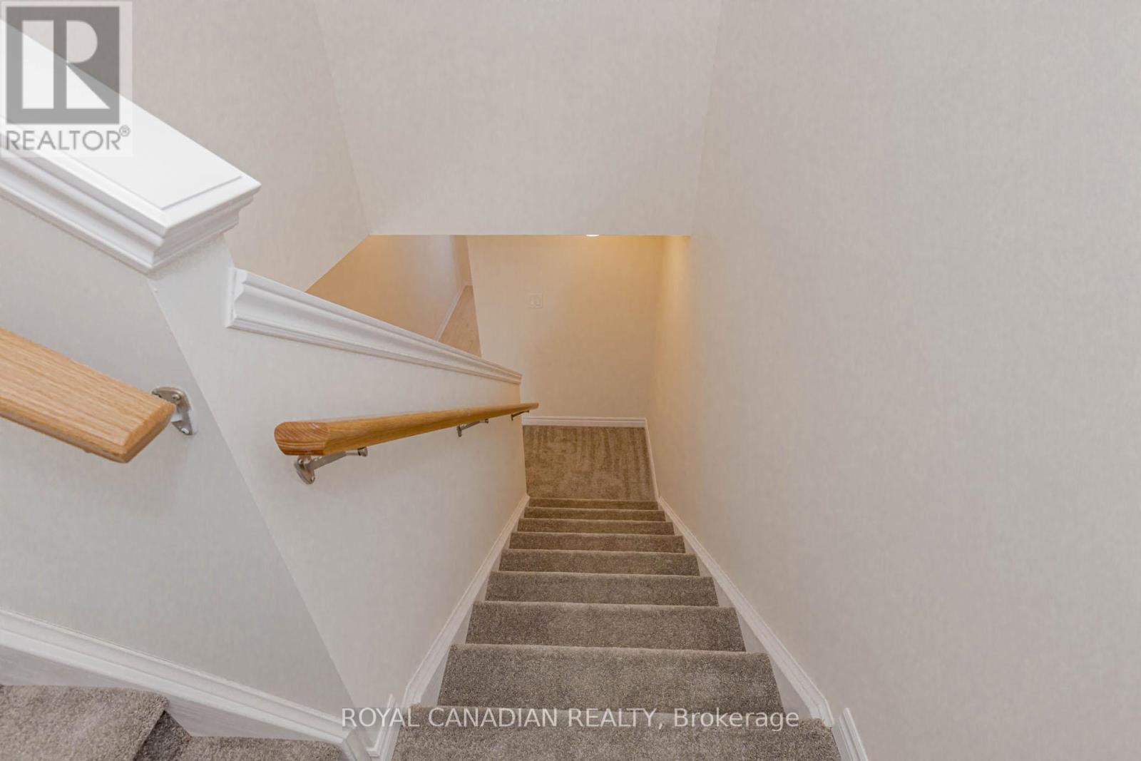 355 Benninger Drive, Kitchener, Ontario  N2E 0K1 - Photo 24 - X12722174