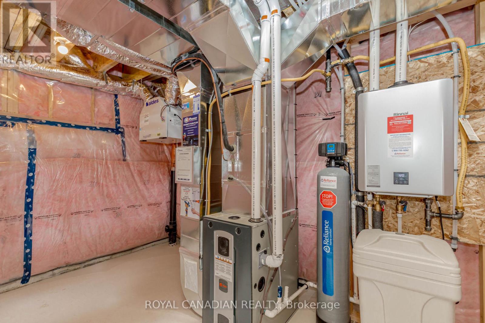 355 Benninger Drive, Kitchener, Ontario  N2E 0K1 - Photo 47 - X12722174