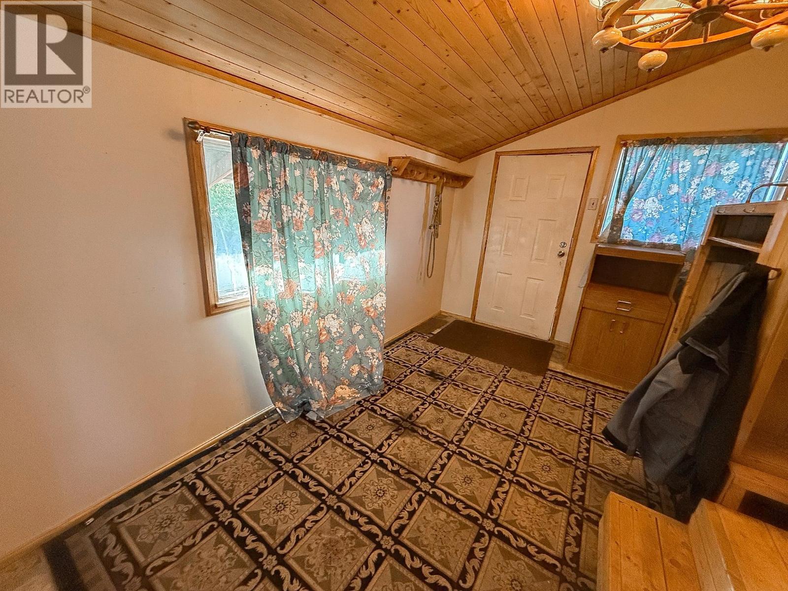 7031 Inman Road, Lone Butte, British Columbia  V0K 2E2 - Photo 6 - R3082994