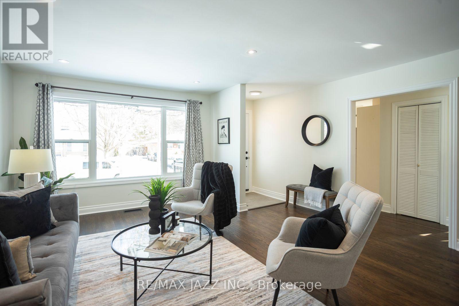 256 Trent Street, Oshawa, Ontario  L1J 4N1 - Photo 5 - E12729820