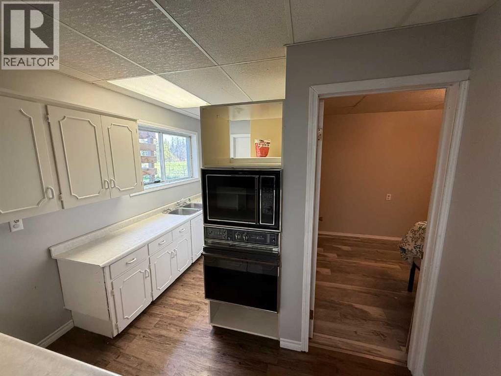 106 West River Road, Hinton, Alberta  T7V 1Z1 - Photo 22 - A2255232