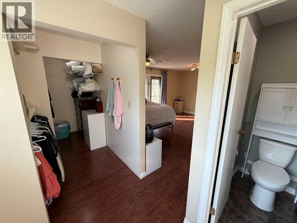 106 West River Road, Hinton, Alberta  T7V 1Z1 - Photo 11 - A2255232