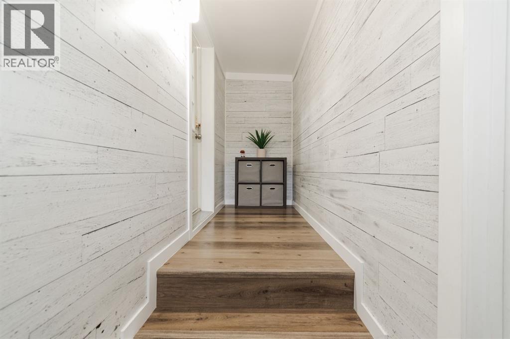 152 Harpe Way, Fort Mcmurray, Alberta  T9K 2K6 - Photo 4 - A2264666