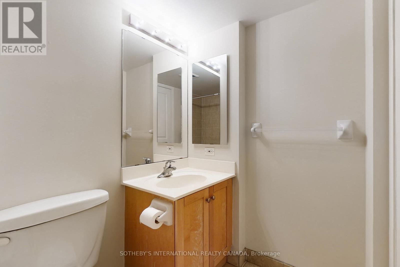 220 - 323 Richmond Street E, Toronto, Ontario  M5A 4R3 - Photo 13 - C12729752